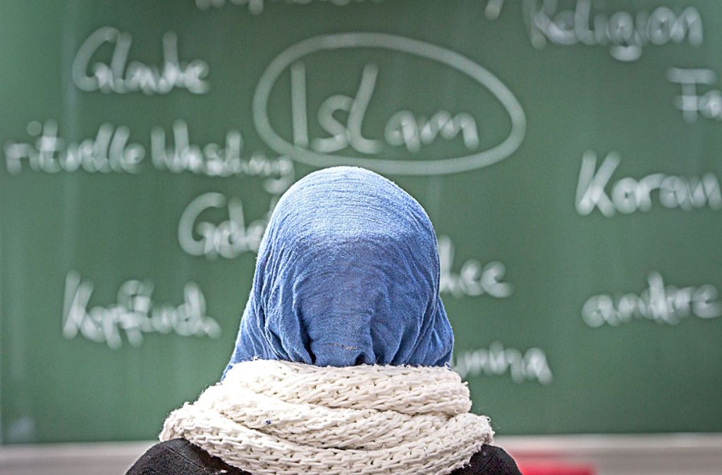Mehr muslimische Kinder in Baden-Württemberg sollen künftig Islamunterricht erhalten. Foto: dpa
