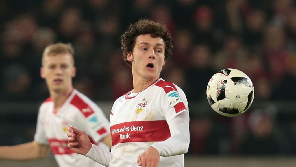 VfB Stuttgart: Pavard fällt verletzt gegen Sandhausen aus