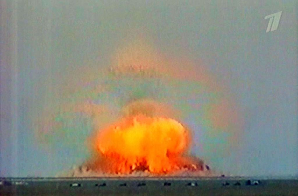 11. September 2007: „Vater aller Bomben“: Die größte konventionelle Bombe aller Zeiten wurde 2007 zu Testzwecken von Russland gezündet. Sprengkraft: 44 Tonnen TNT.