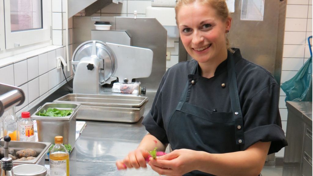 Stuttgarterin bei Kochwettbewerb: Sie kocht Schwein mit pinken Beilagen