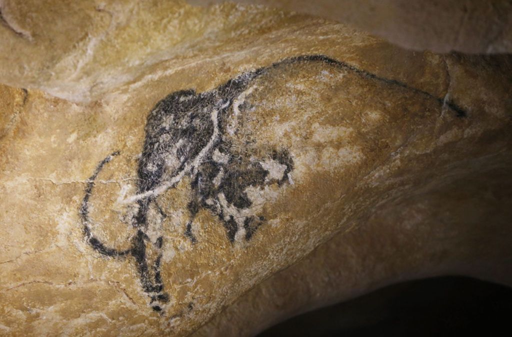 Höhlenmalerein wie in der Chauvet-Höhle findet man in Deutschland nicht. Die Grotte Chauvet (hier die Darstellung eines Mammuts) liegt nahe der französischen Stadt Vallon-Pont-d’Arcin im Flusstal der Ardéche.