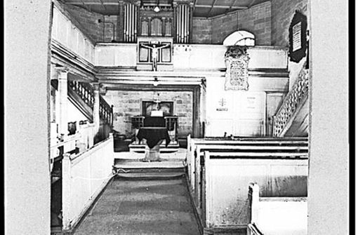 So hat die Kirche im Jahr 1950 ausgesehen. Foto: Evangelische Kirchengemeinde Warmbronn