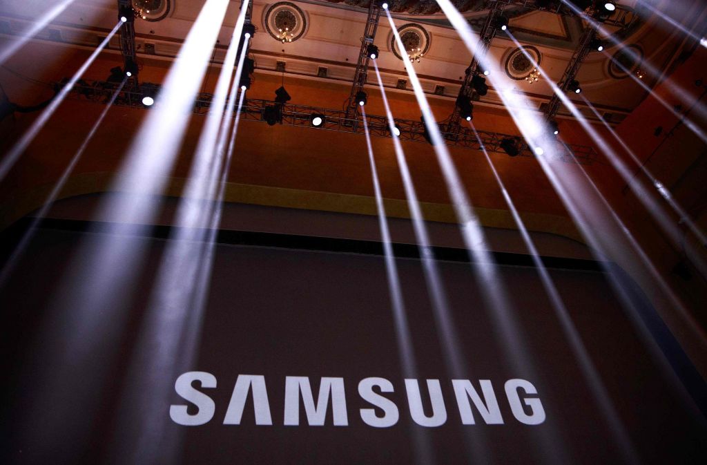 Der Elektronikhersteller Samsung landet mit 56,25 Milliarden US-Dollar auf Platz Sechs.