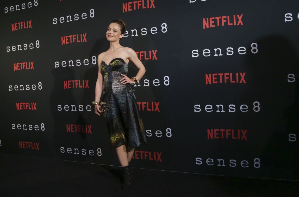Seit 5. Mai: Gerade erst hat Netflix die zweite Staffel von Sense8 veröffentlicht. Das Science-Fiction-Drama um acht fremde Menschen aus verschiedenen Ländern stammt von den Machern von „Matrix“.