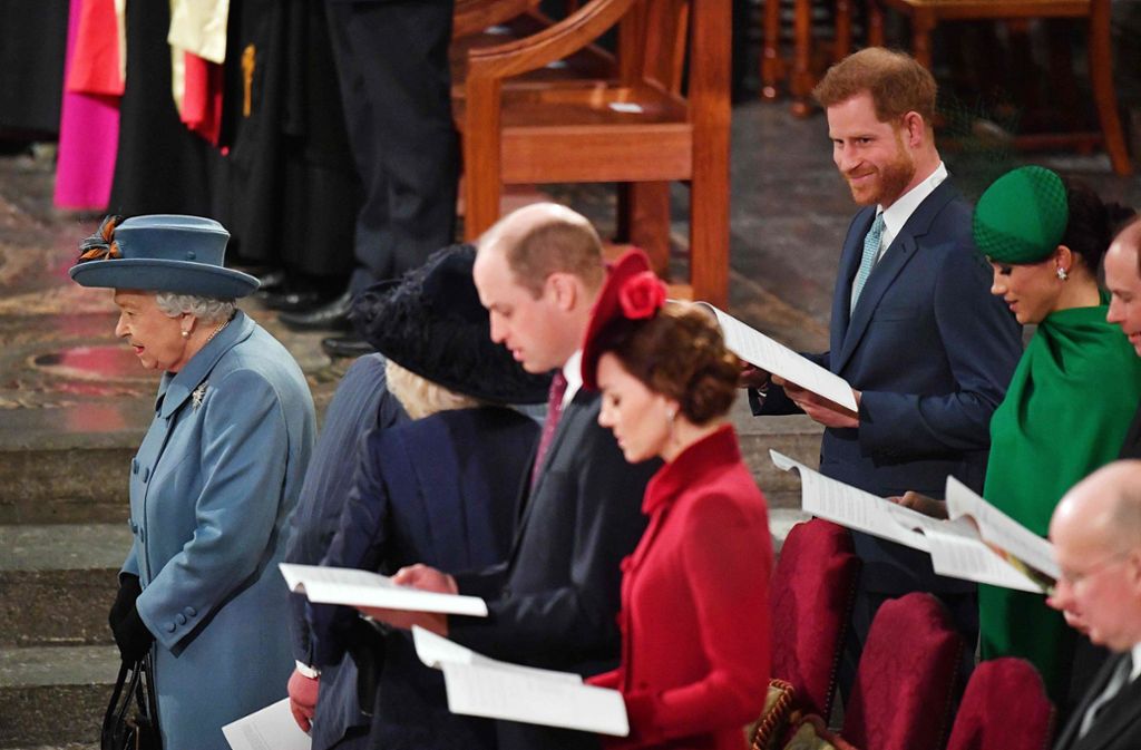 Beide Paare begleiteten nicht wie im Vorjahr die 93 Jahre alte Queen beim Gang in die Londoner Kirche.