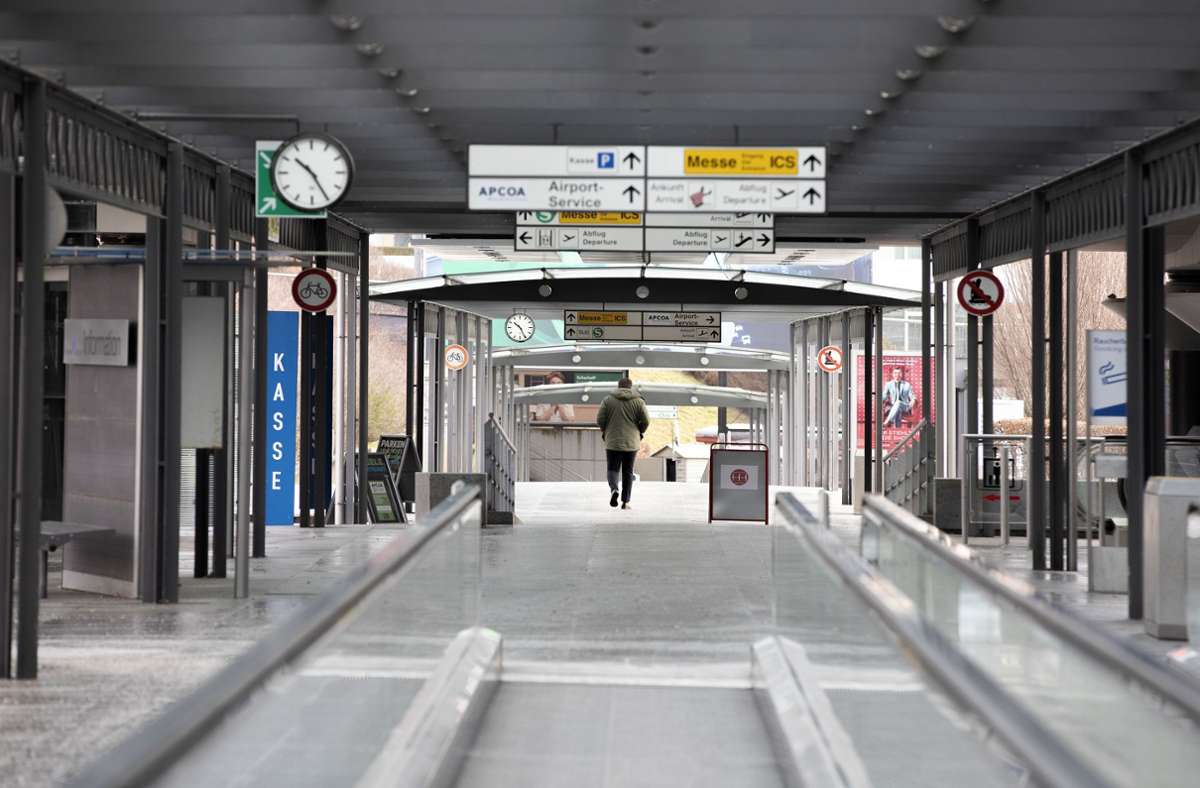 Leere Gänge am Stuttgarter Flughafen.
