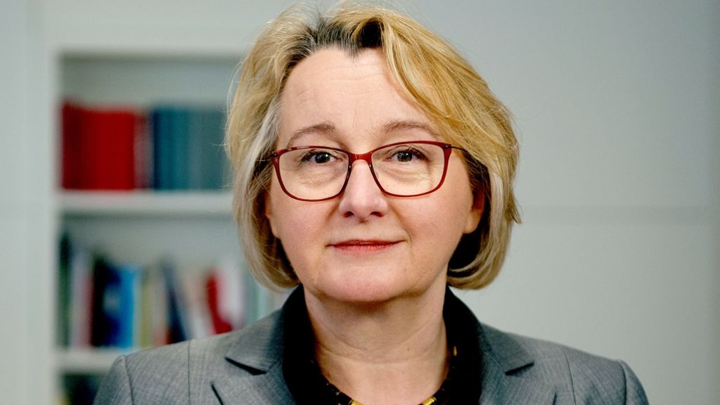  Die Wissenschaftsminister wollen die künftige Exzellenzinitiative für Universitäten am Freitag beschließen. Baden-Württembergs Ministerin Theresia Bauer ist schon jetzt damit zufrieden und sieht „hervorragende Chancen für die Landesuniversitäten“. 