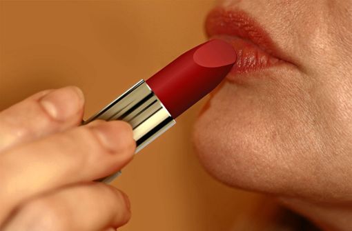 Auch in Kosmetikprodukten wie Lippenstift lassen sich die toxischen PFA-Substanzen  finden. Foto: privat