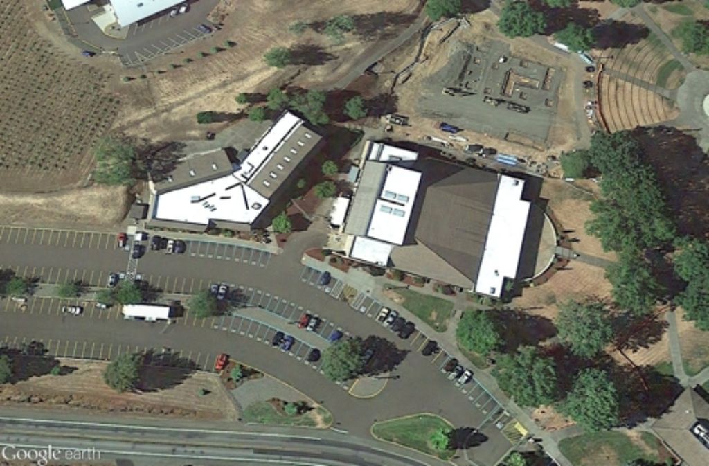 Das College liegt in Roseburg im US-Bundesstaat Oregon.