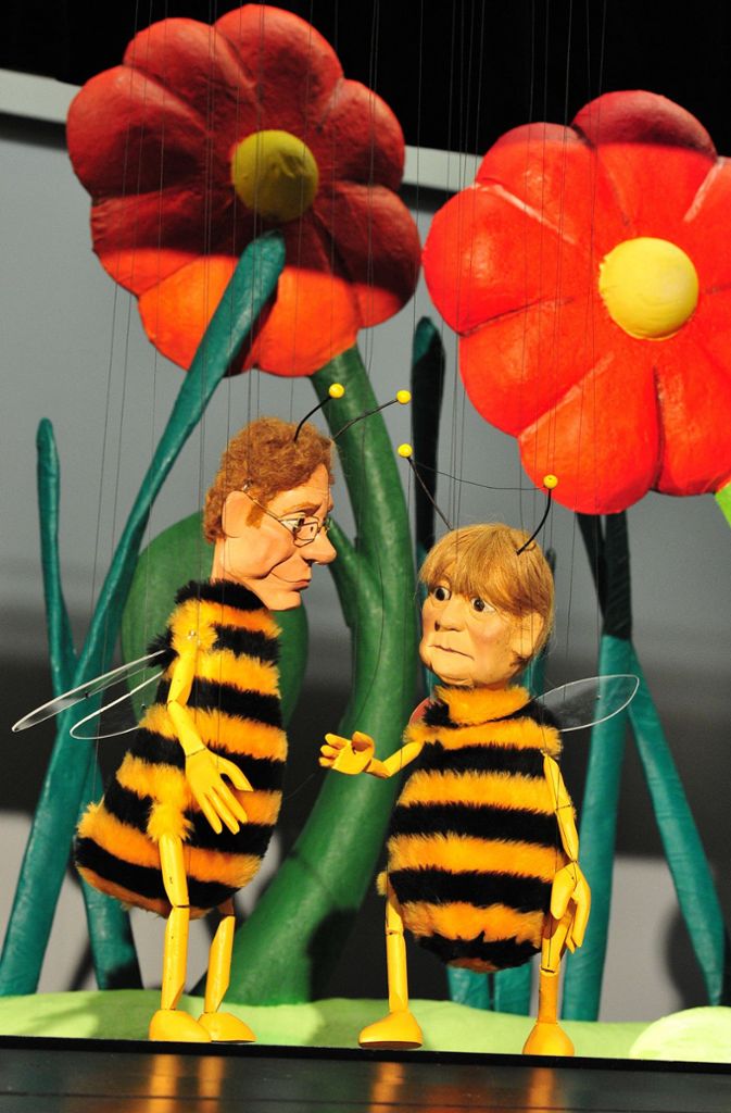 Höchste Puppenkiste-Ehren für zwei Politiker im Jahr 2010: „Westerwilli“ und „Biene Merkel“
