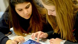 Digitalstrategie Schule für Baden-Württemberg: Kultusministerium erwägt  Fernunterricht aus Spargründen