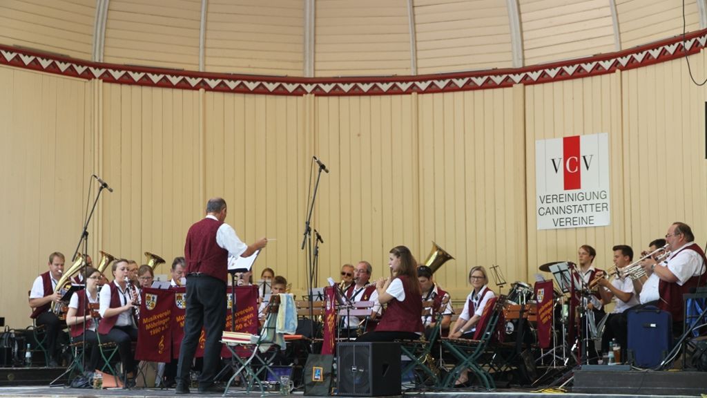  Blasmusik und Big-Band-Sound gibt es am Sonntag, 7. August, in Bad Cannstatt. Die Mitglieder des Musikverein Möhringen treten bei der Reihe Konzerte im Kurpark auf. 