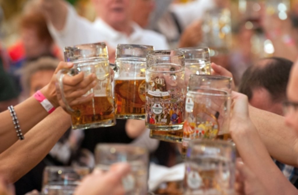 Mit 1,5 Promille war ein 14-Jähriger beim Wiesn-Start unterwegs. Auf dem Frühlingsfest 2013 mussten nach dem Realschultag mehr als 60 betrunkene Jugendliche betreut werden.