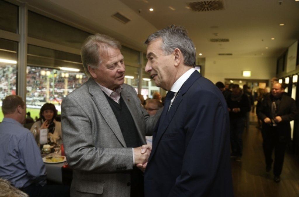 Karl-Heinz Thielen und DFB-Präsident Wolfgang Niersbach (rechts)