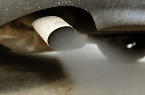 61 Prozent der Deutschen sind laut einer repräsentativen Umfrage für ein Fahrverbot von Dieselautos mit hohem Schadstoffaustoß. (Symbolbild) Foto: dpa
