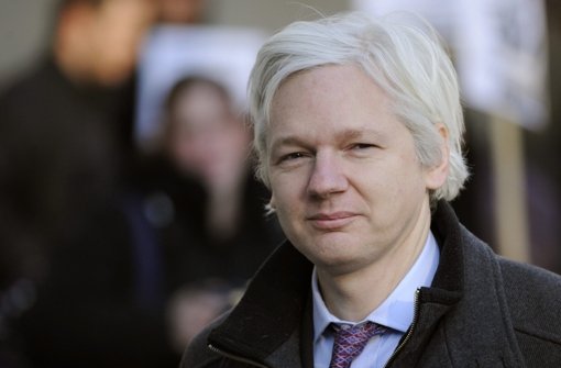 Julian Assange stimmt einem Verhör in London zu.  Foto: dpa