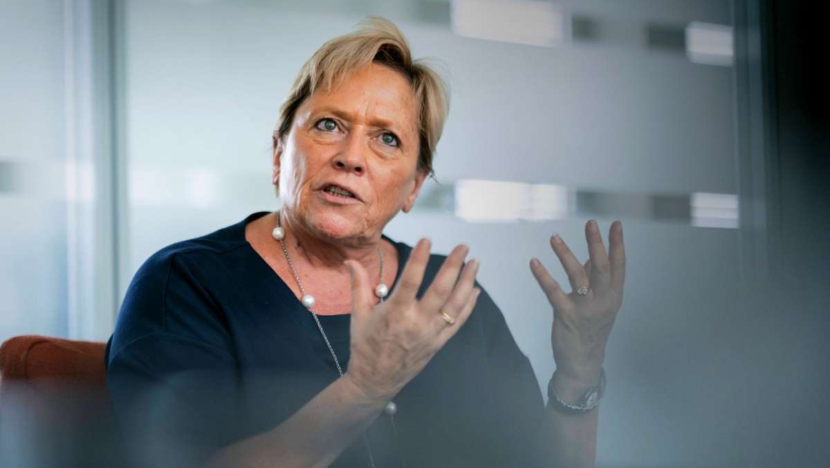 Coronavirus in Baden-Württemberg: Kultusministerin Eisenmann will Grundschulen und Kitas wieder öffnen