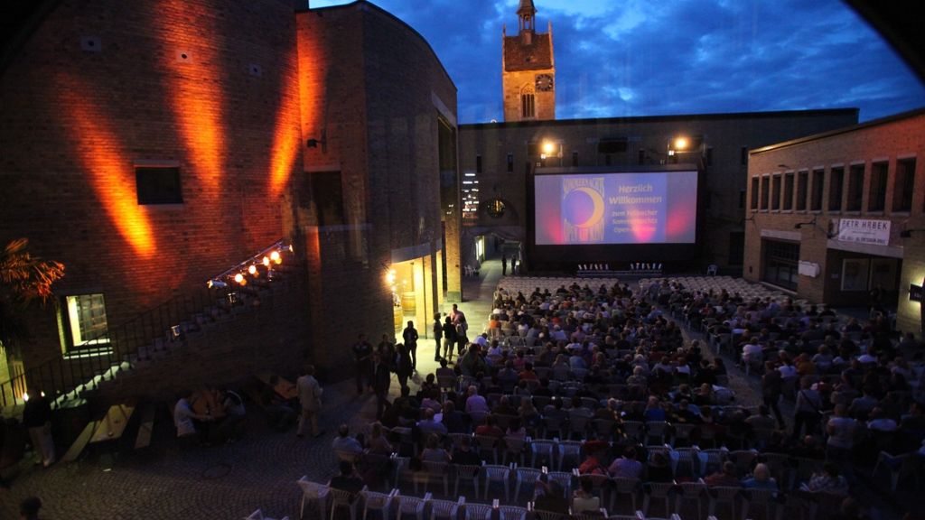 Open-Air-Kino in Fellbach: Echte Freiluft-Cineasten sind wasserfest