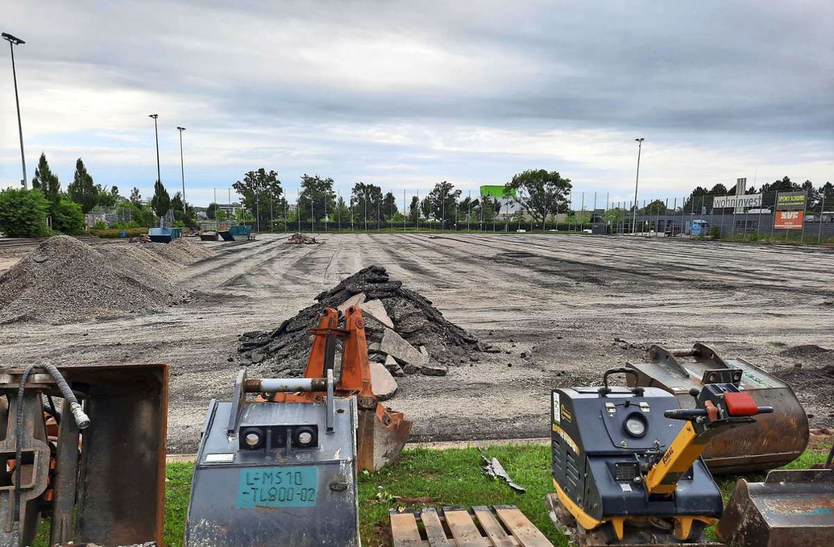 Mx-Graser-Stadion in Fellbach: Der wiederverwertete Kunstrasenplatz - Vimarsana News