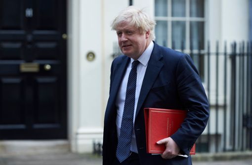 Der britische Außenminister Boris Johnson kann sich vorstellen, die Fußball-WM in Russland zu boykottieren. Foto: AFP