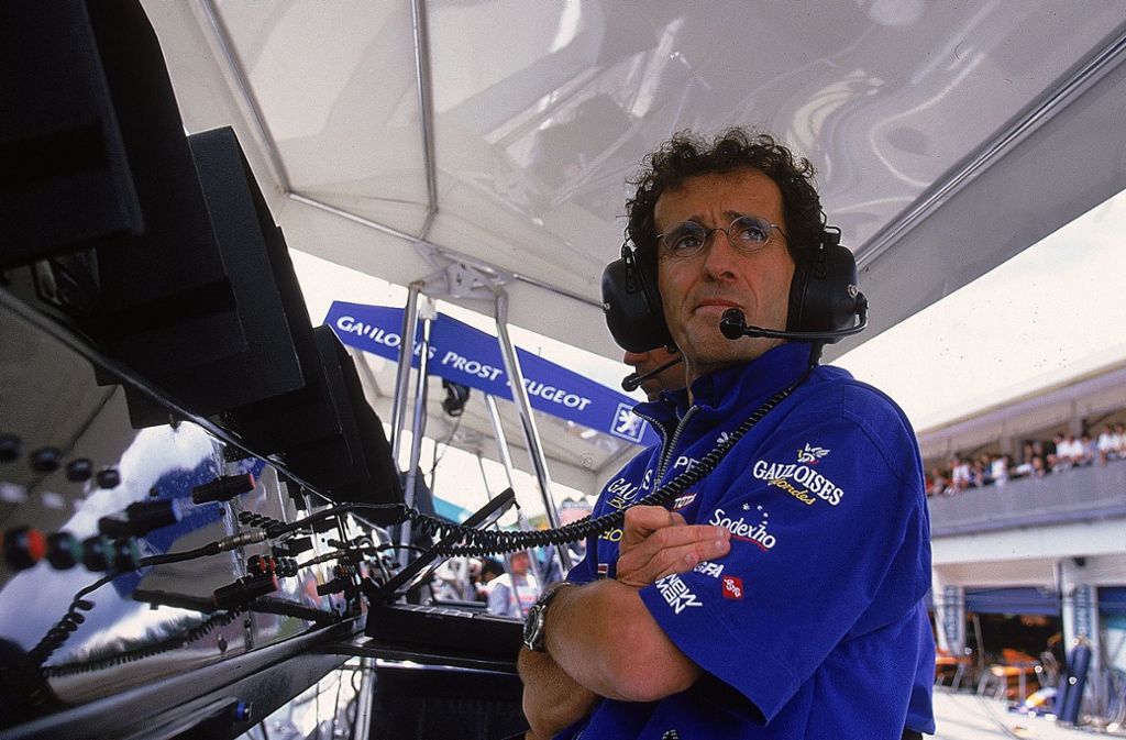 Prost versuchte sich auch als Teamchef von 1997 bis 2001 für seinen Rennstall Prost Racing – dabei war er allerdings weniger erfolgreich. In 83 Rennen gelangen seinen Fahrern als bestes Resultat zwei zweite Plätze. 2001 musste Prost seine Garage wegen Insolvenz schließen.
