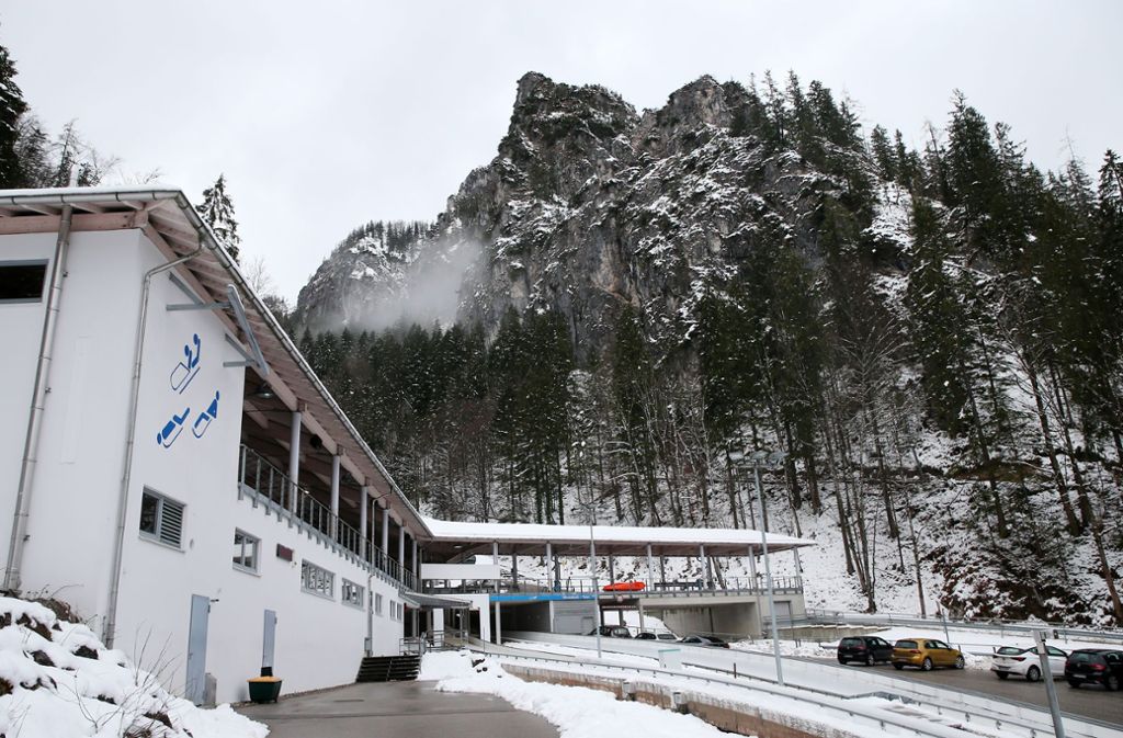 Das Starthaus des Eiskanals am Königssee, wo neben den Bobfahrern auch die Skeletoni und Rodler auf Trainingsfahrten gehen.