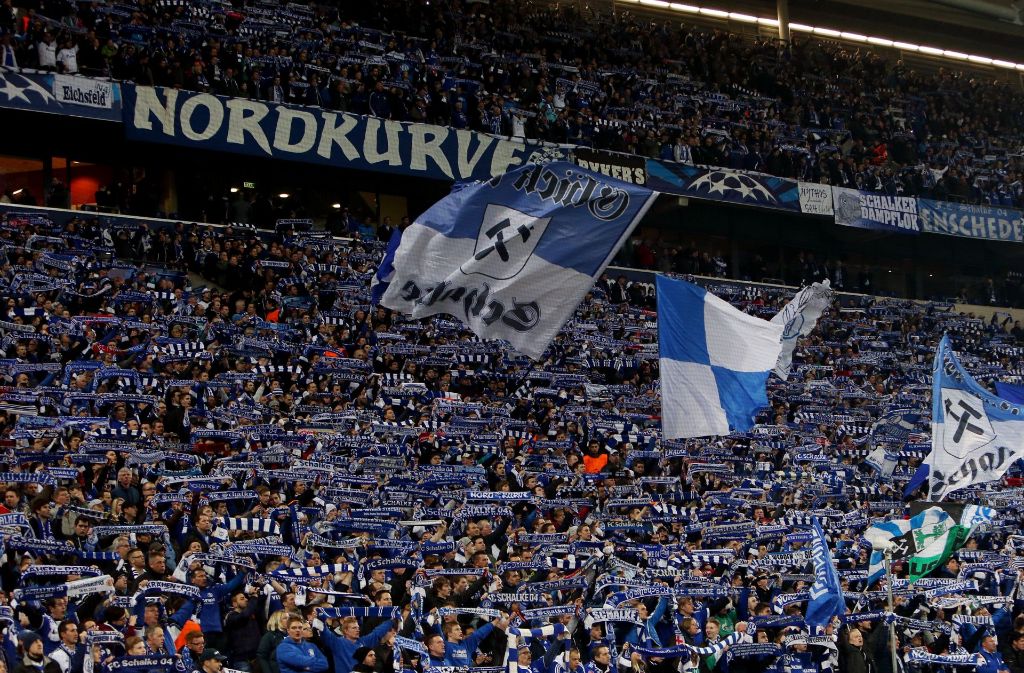 Platz 2: FC Schalke 04 verkaufte 43.935 Dauerkarten.