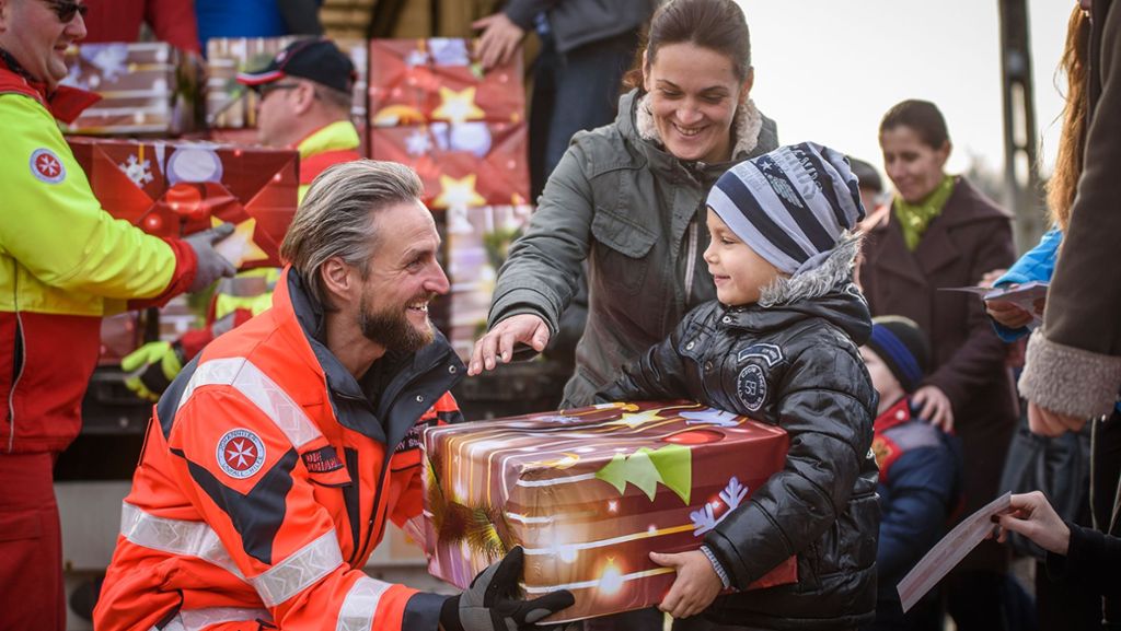  Die Johanniter sammeln bis 14. Dezember wieder Hilfspakete für bedürftige Menschen in Südosteuropa. Die Jörg-Ratgeb-Schule gehört zu den Unterstützern. 