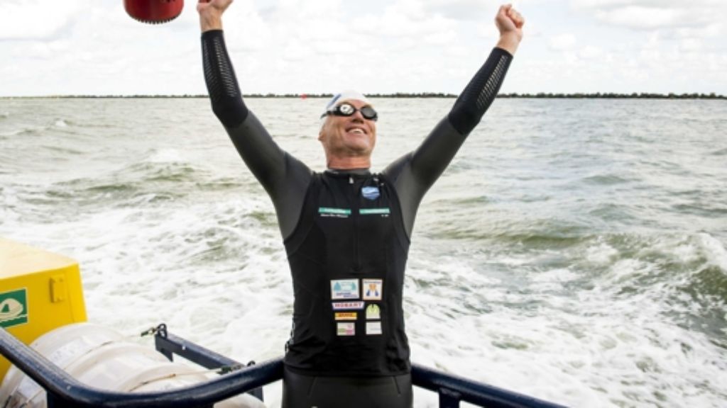 Andreas Fath hats geschafft: Rheinschwimmer ist am Ziel angekommen
