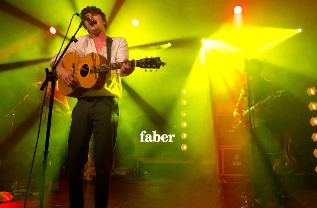 Der Schweizer Popmusiker Faber zeigt in Stuttgart, warum sein Name derzeit zu Recht in aller Munde ist.