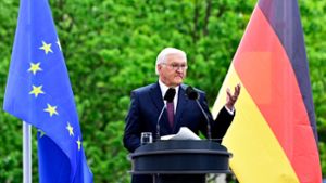Staatsakt zu 75. Jahren Grundgesetz: Steinmeier fordert Selbstbehauptung – und sucht Bürger, die sich kümmern