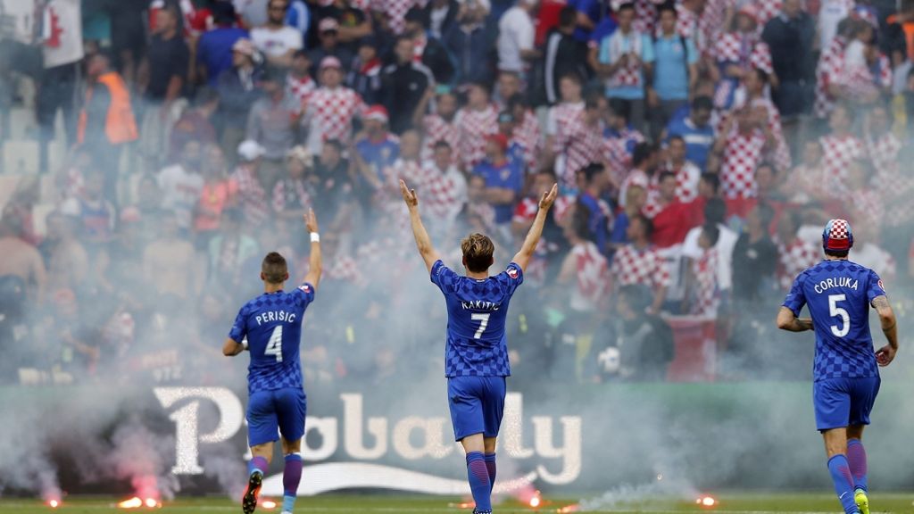Fußball-EM 2016: Kroatische Krawallmacher