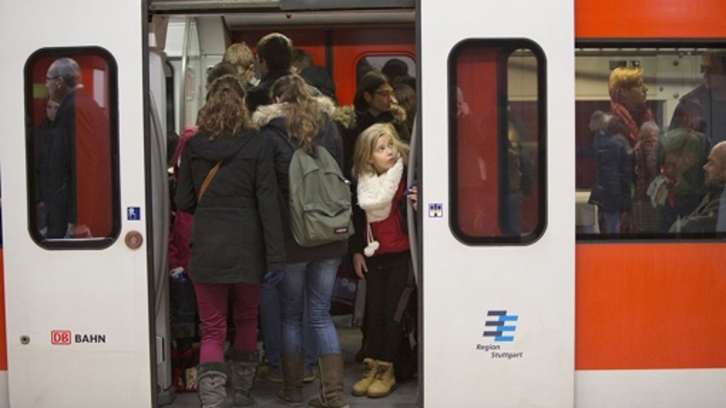Reaktionen zum S-Bahn-Chaos in Stuttgart: „Man hat sich daran gewöhnt“