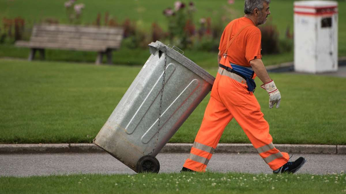 Wieder Warnstreiks: Mülltonnen in Stuttgart werden nicht geleert