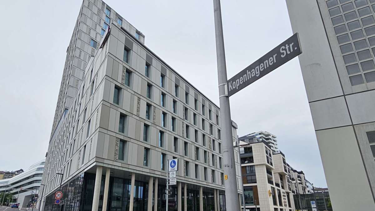 Einsatz in Stuttgart-Mitte: Massiver Wasseraustritt in Hotel ruft Feuerwehr auf den Plan