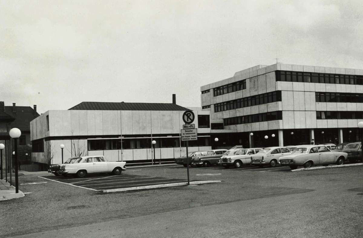 1969 zog die Bibliothek ins neue Kulturzentrum. Dieses und die folgenden Fotos wurden laut Bibliotheksleiter Thomas Stierle vermutlich kurz vor der Einweihung 1968 gemacht.