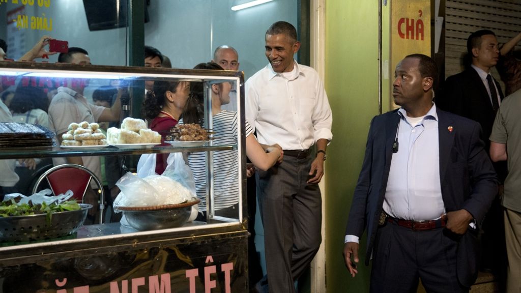 US-Präsident in Vietnam: Obama isst für sechs Dollar in der Straßenküche