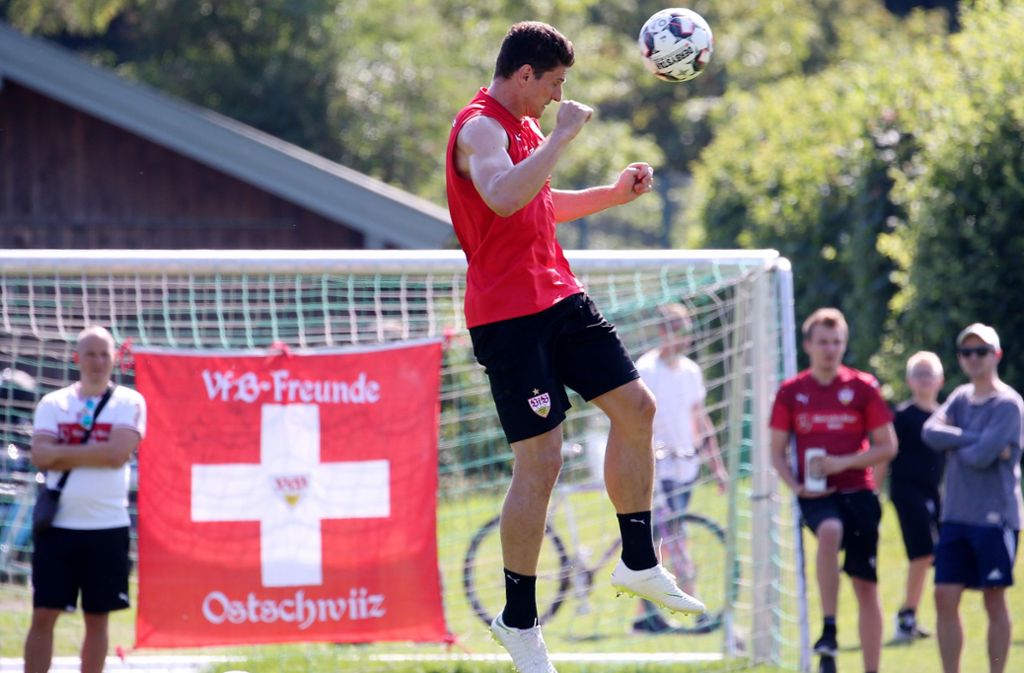 Nach der enttäuschenden WM in Russland hat er das Training beim VfB wieder aufgenommen.
