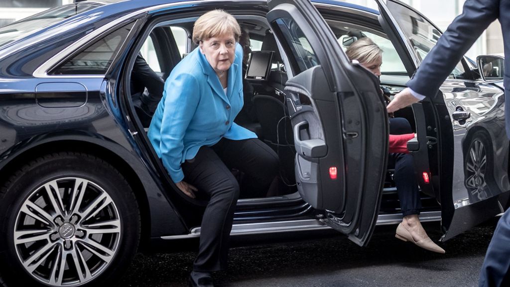 Asylstreit: Neue Eskalation: Seehofer widerspricht Merkel