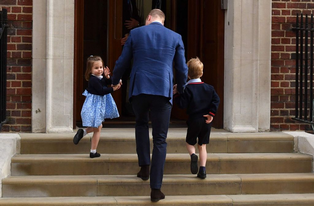 2018 sind George und Charlotte die ersten Besucher eines kleinen Prinzen: ...