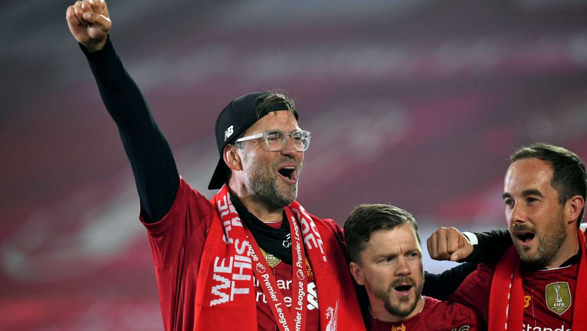  Es läuft bei Jürgen Klopp: Nachdem der Schwabe den FC Liverpool zur ersten englischen Meisterschaft seit 30 Jahren geführt hat, erhält er nun eine ganz besondere Auszeichnung – samt Videobotschaft einer Trainerlegende. 