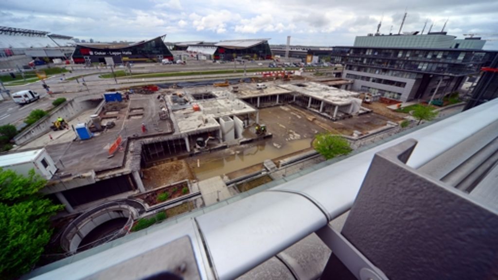 Baustellen am Flughafen: 320 Flughafen-Mitarbeiter ziehen Ende 2015 in einen Neubau um