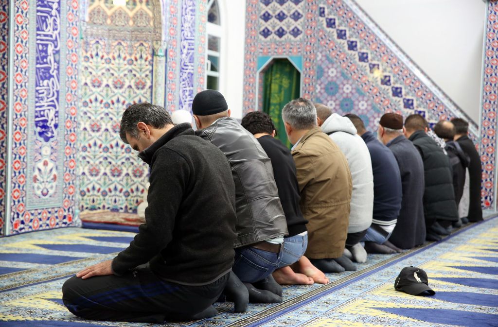 Beim Freitagsgebet, sagt Hayrettin Dogan, sei die Moschee oft komplett gefüllt.