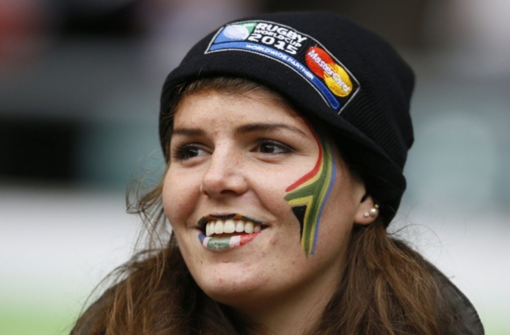 Südafrika steht im Halbfinale der WM. Dieser weibliche Fan hat also viel Grund zur Freude.