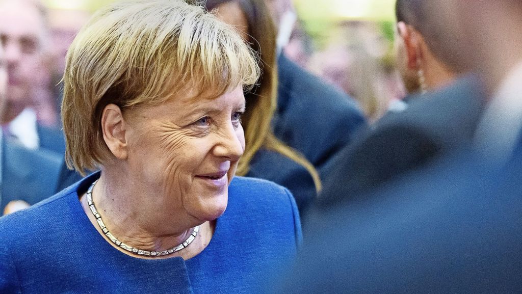 Merkel und Nahles im Hessen-Wahlkampf: Sie würden gern helfen