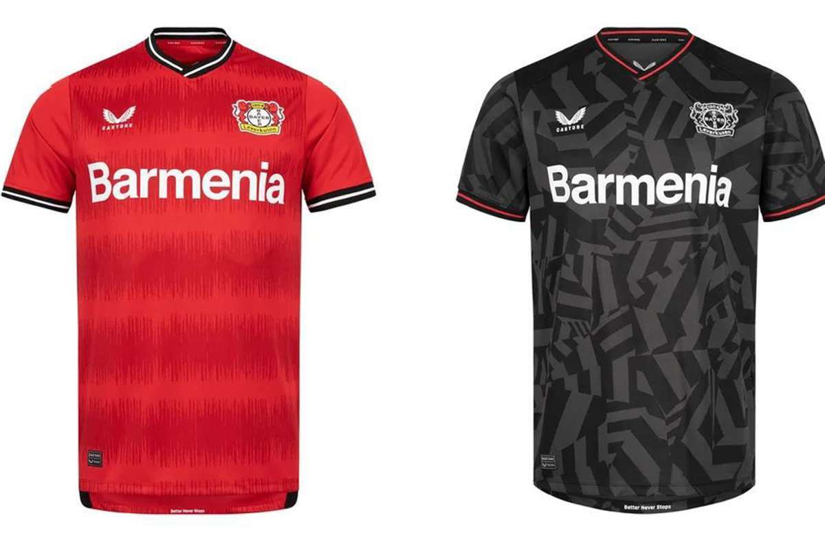 Bayer Leverkusen wird erstmals vom neuen Ausrüster Castore eingekleidet. Klassisch in Rot (heim) und Schwarz (auswärts).
