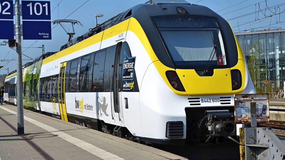 Zwischenbilanz am Herrenberger Bahnhof: Zug der Zukunft im Testbetrieb