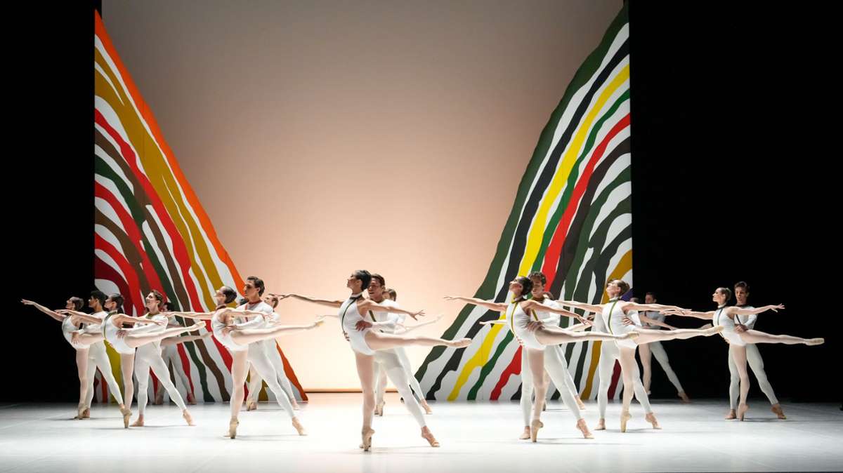 Szene aus „Siebte Sinfonie“, dem Beethoven-Ballett von Uwe Scholz