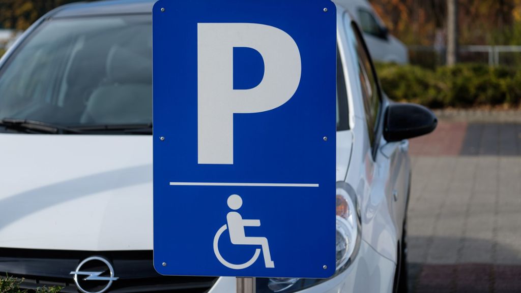Stuttgart-Plieningen: Streit um Parkplatz für Behinderte