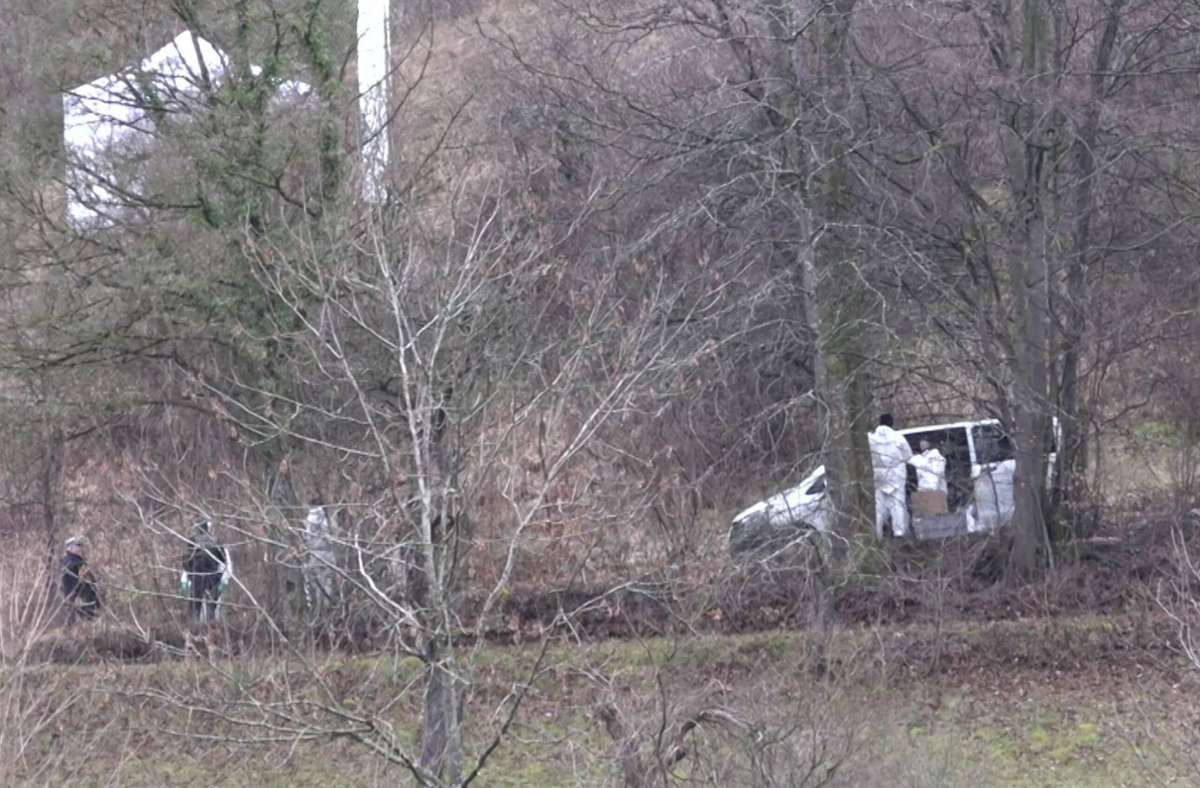 Die Polizei fand am Donnerstag die Leiche einer Jugendlichen im Wald bei Lenningen. Foto: 7aktuell.de/Enrique Kaczor
